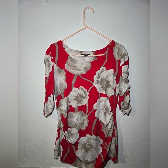 Alfani Tops - Alfani Womens Top Medium Red Floral Blouse Rushed 3/4 Length Sleeves